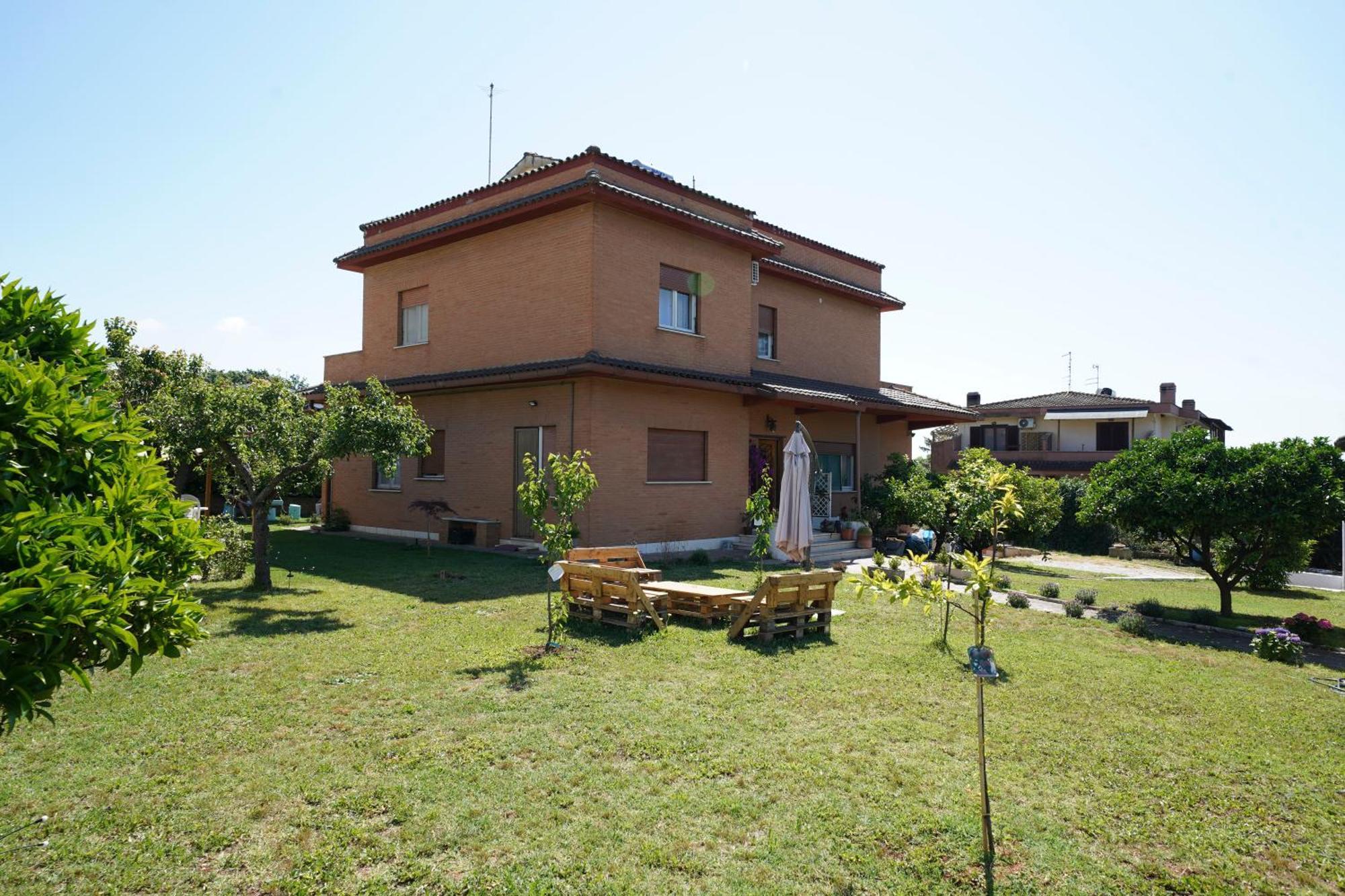 Da Piero E Gina Hotel Palidoro Luaran gambar