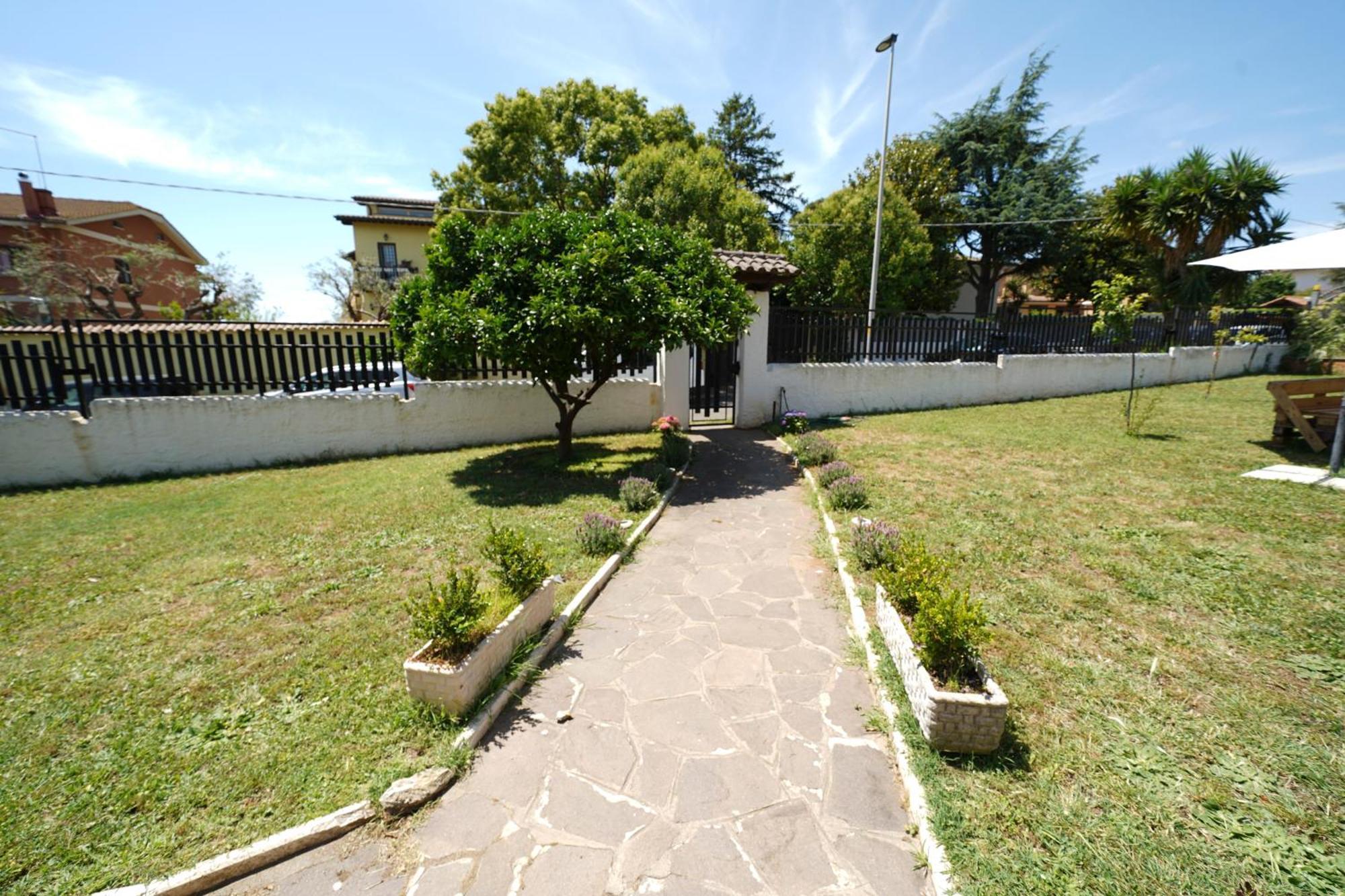 Da Piero E Gina Hotel Palidoro Luaran gambar
