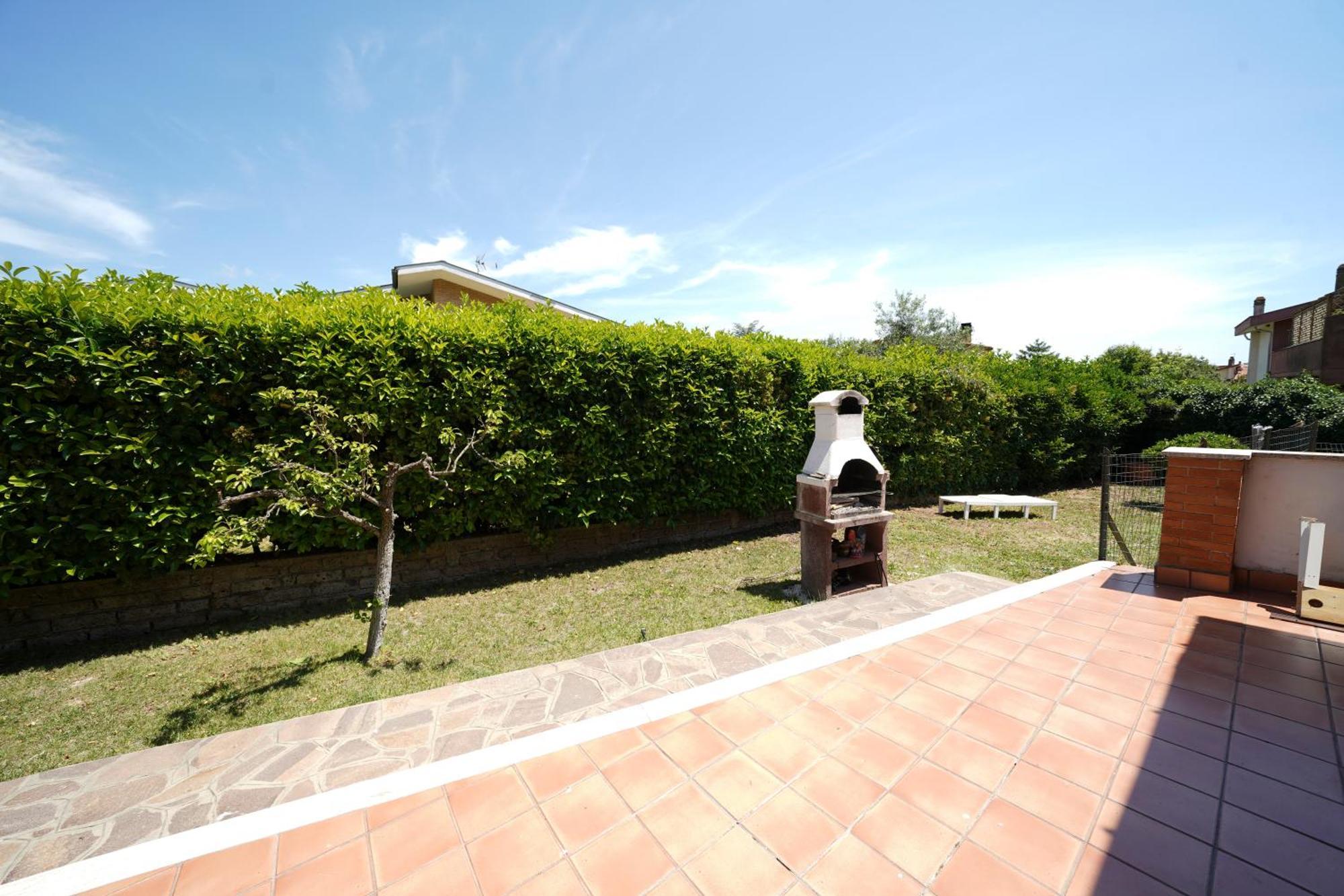 Da Piero E Gina Hotel Palidoro Luaran gambar