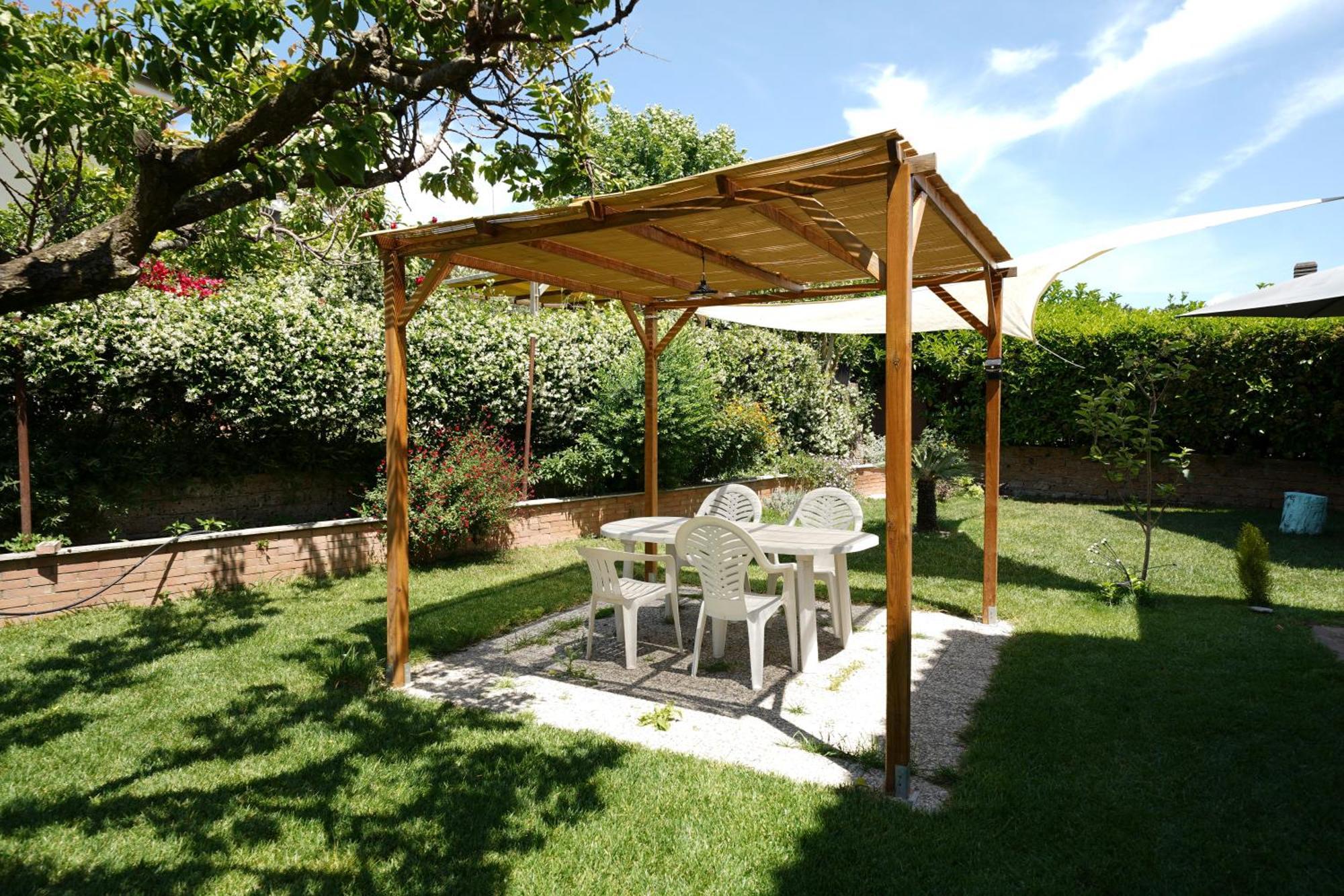Da Piero E Gina Hotel Palidoro Luaran gambar